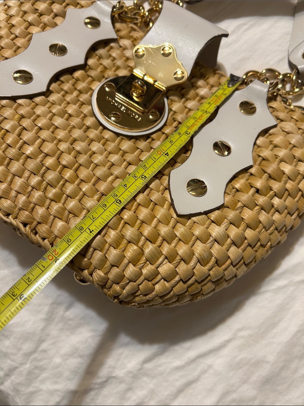 Michael Kors Tan Woven Straw Tote with Gold Hardware and Cream Trim - Picture 11 of 15